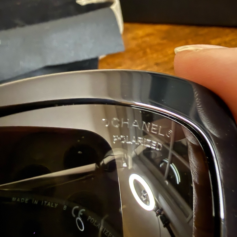 CHANEL Black Pearl Polarized Sunglasses - Picture 4 of 12